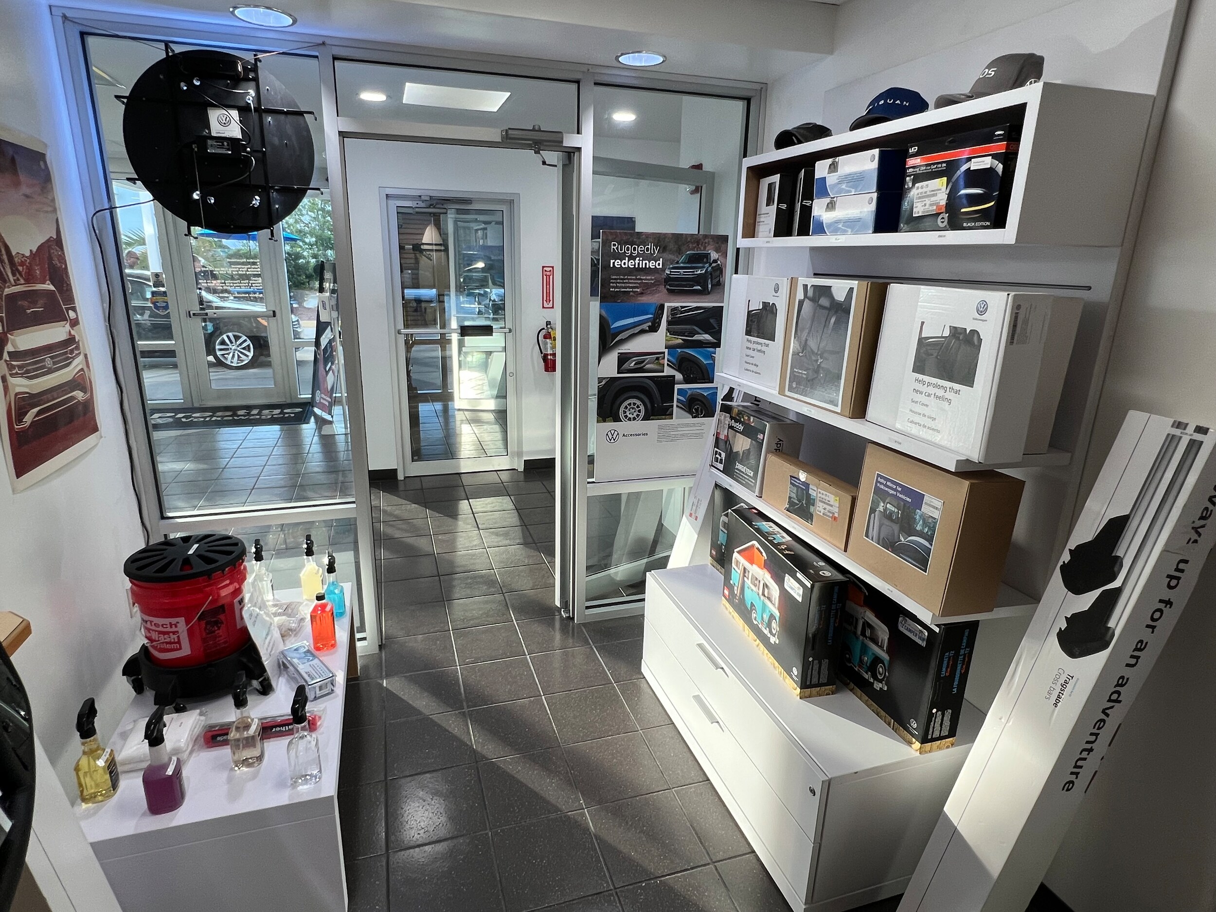 New parts department store fornt (3).jpg