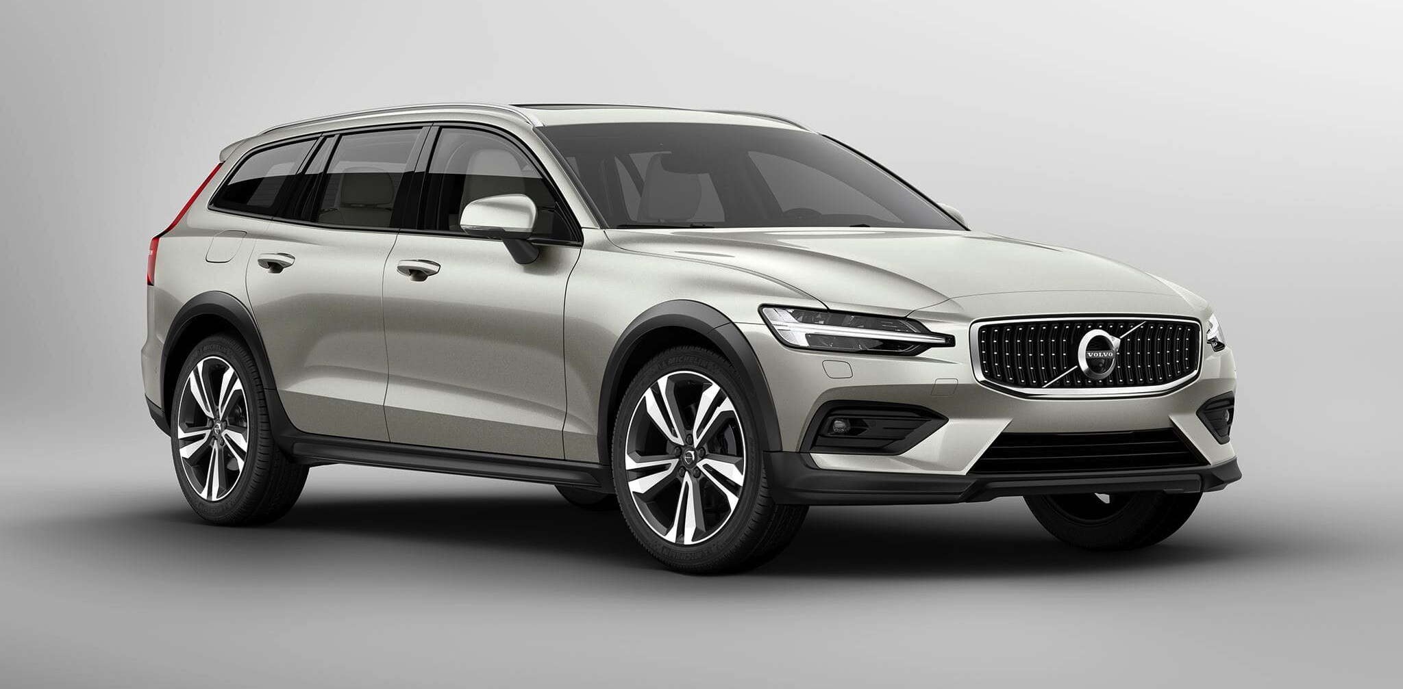 2019 Volvo V60 Cross Country