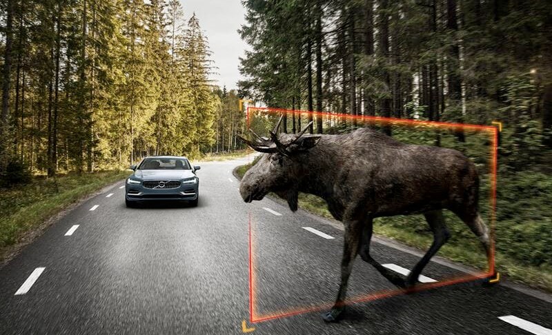 2019 Volvo S90 - Safety 2019 Volvo S90 - Safety