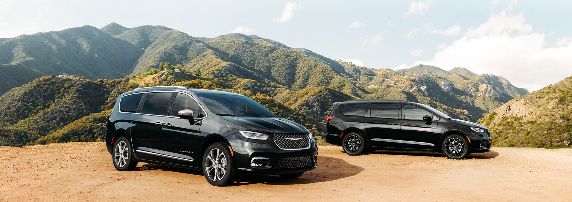 2021-Chrysler-Pacifica-Hybrid_39.jpg