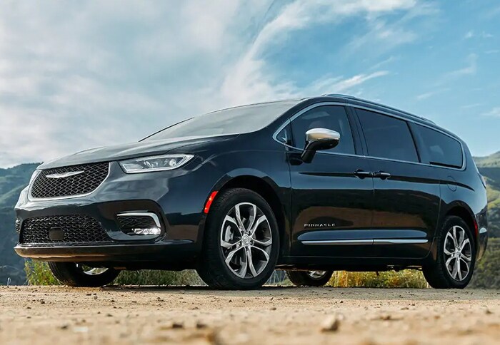 2021-Chrysler-Pacifica_07.jpg