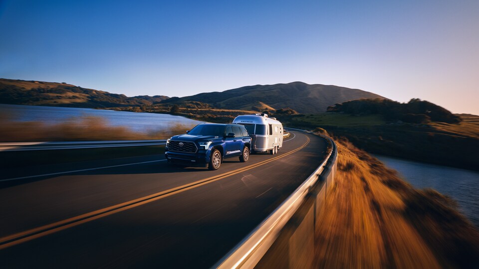2023-Toyota-Sequoia-Platinum-SUV-L01.png