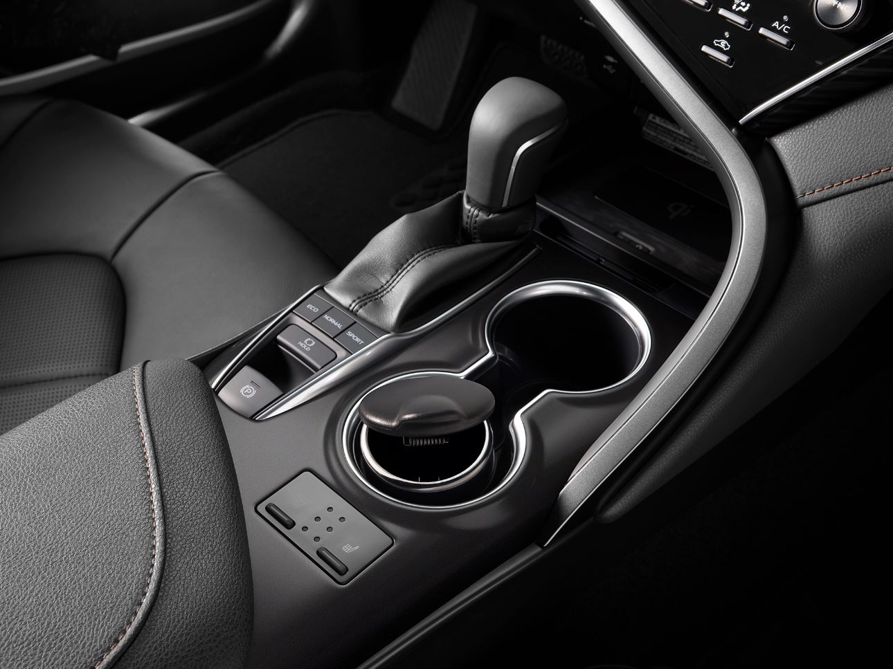 Interior 1.JPG