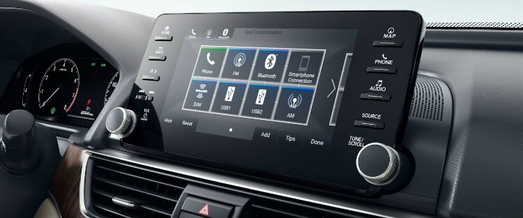 2018-accord-technology.jpg