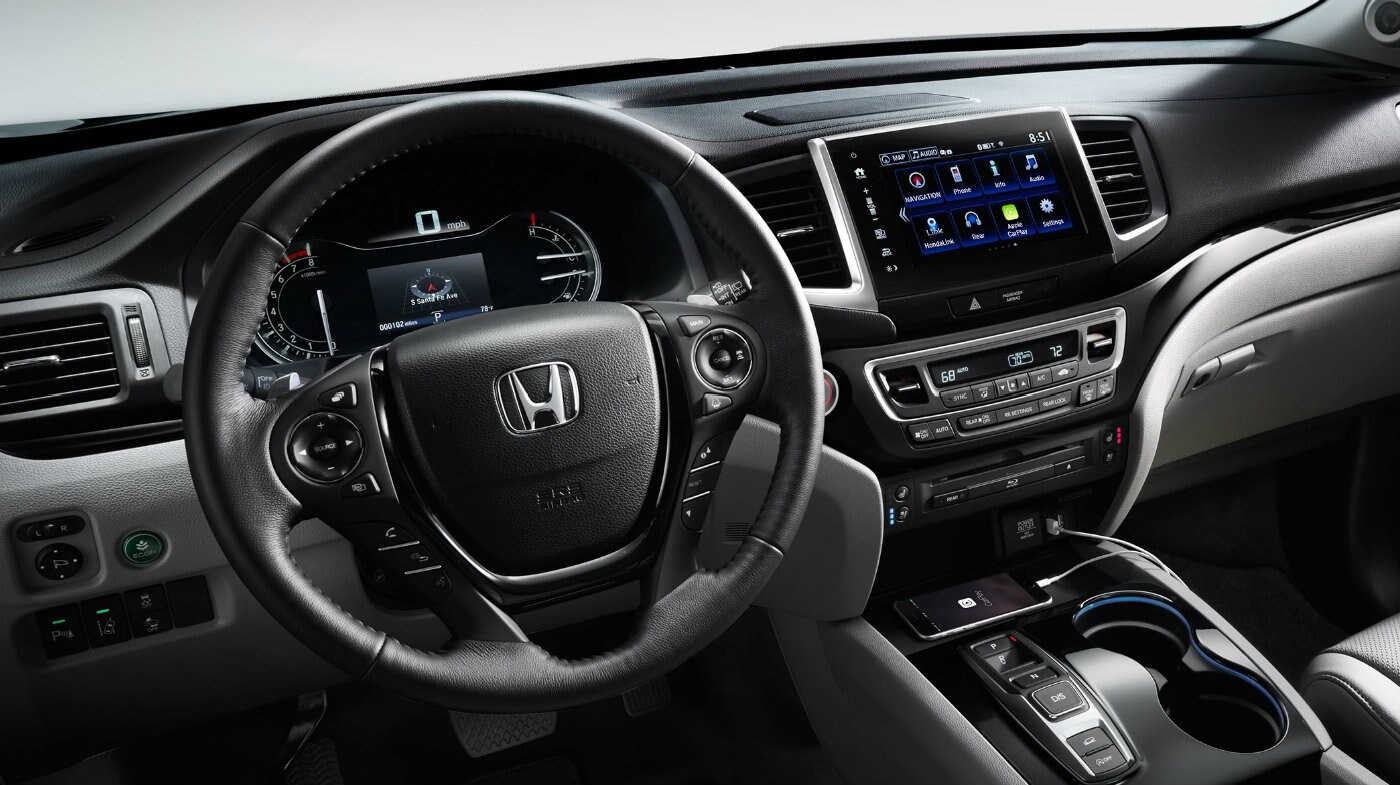 2018-pilot-exl-int-instrument-panel.jpg