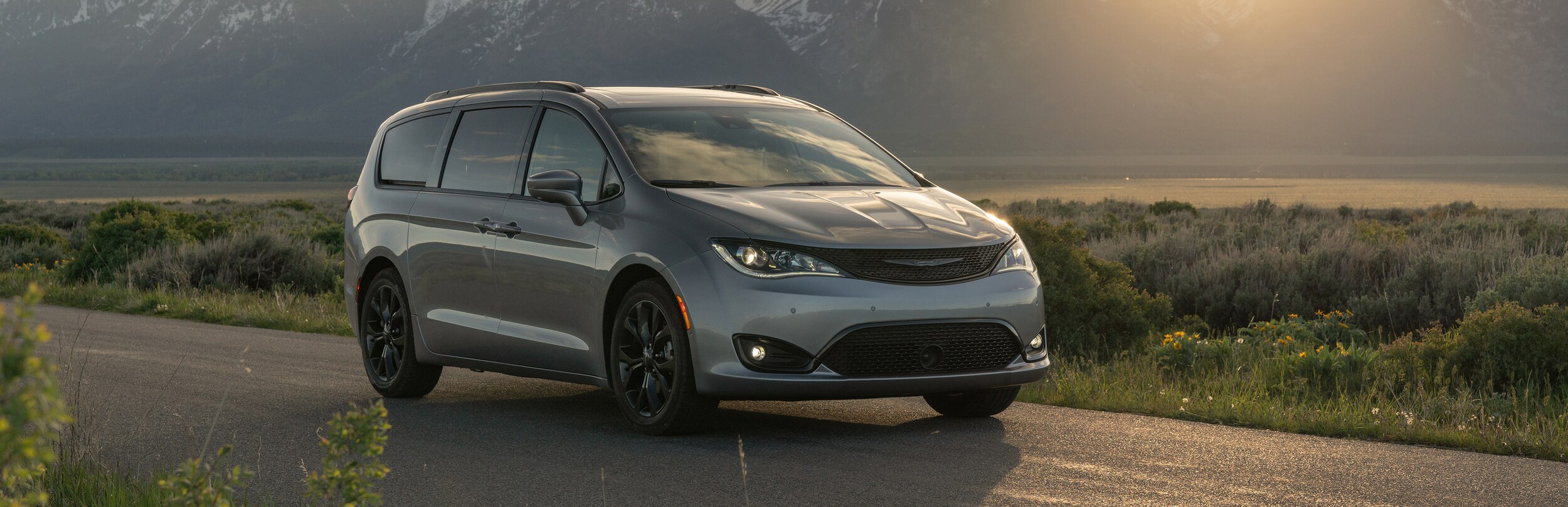 New Chryler Pacifica.jpeg