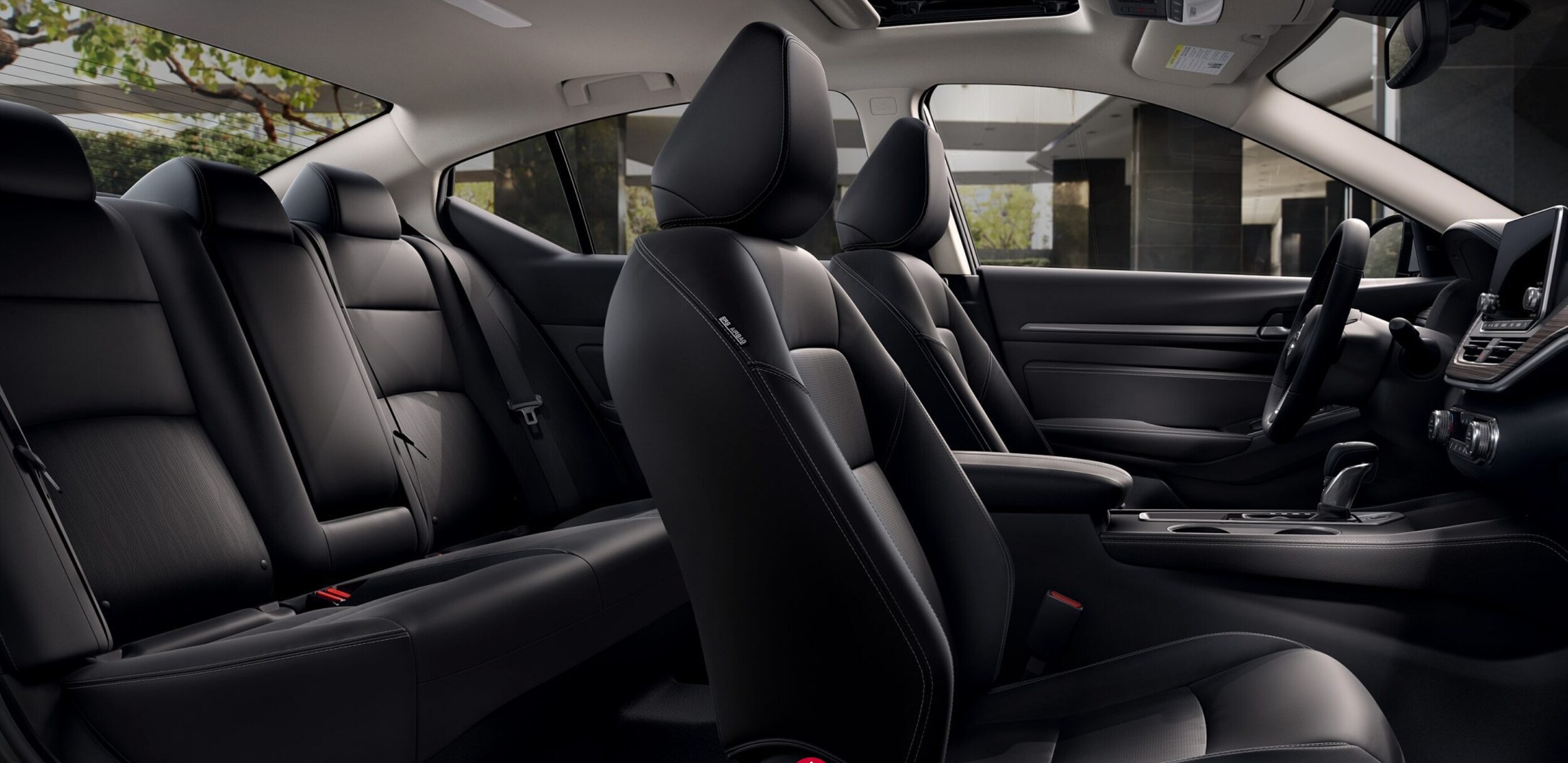 2020 nissan altima interior.png