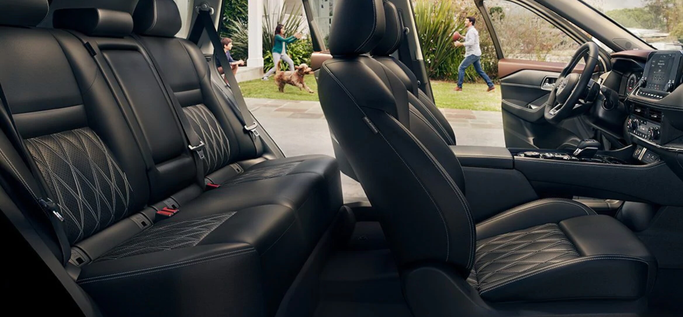 2021-Nissan-Rogue-003.png