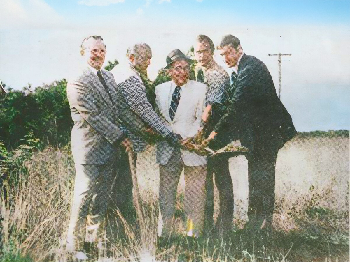 1975-Progressive-Groundbreaking.png