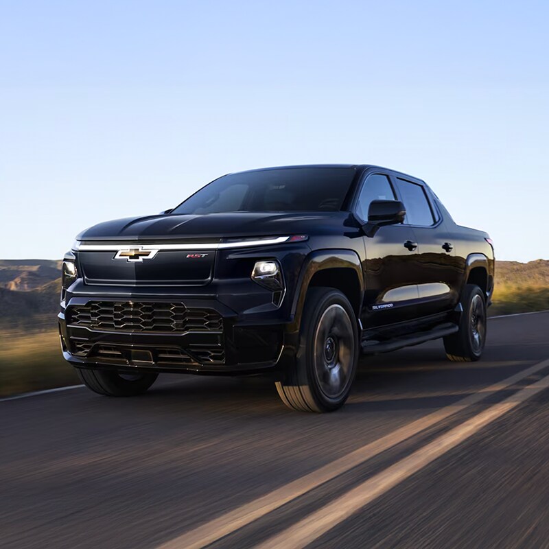 2025-silverado-ex-exterior-800x800.png