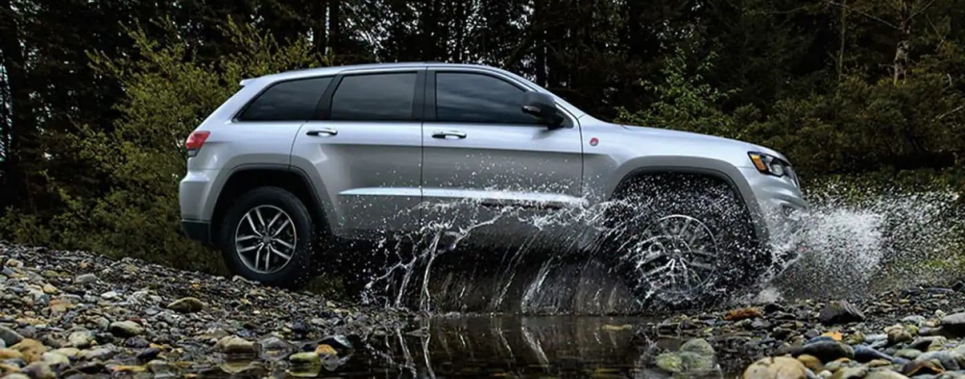 Jeep%20Dealer%20Near%20Lancaster%20-%202020%20Jeep%20Grand%20Cherokee%20-%20Splash.jpg A silver 2020 Jeep Grand Cherokee is shown splashing through a creek.