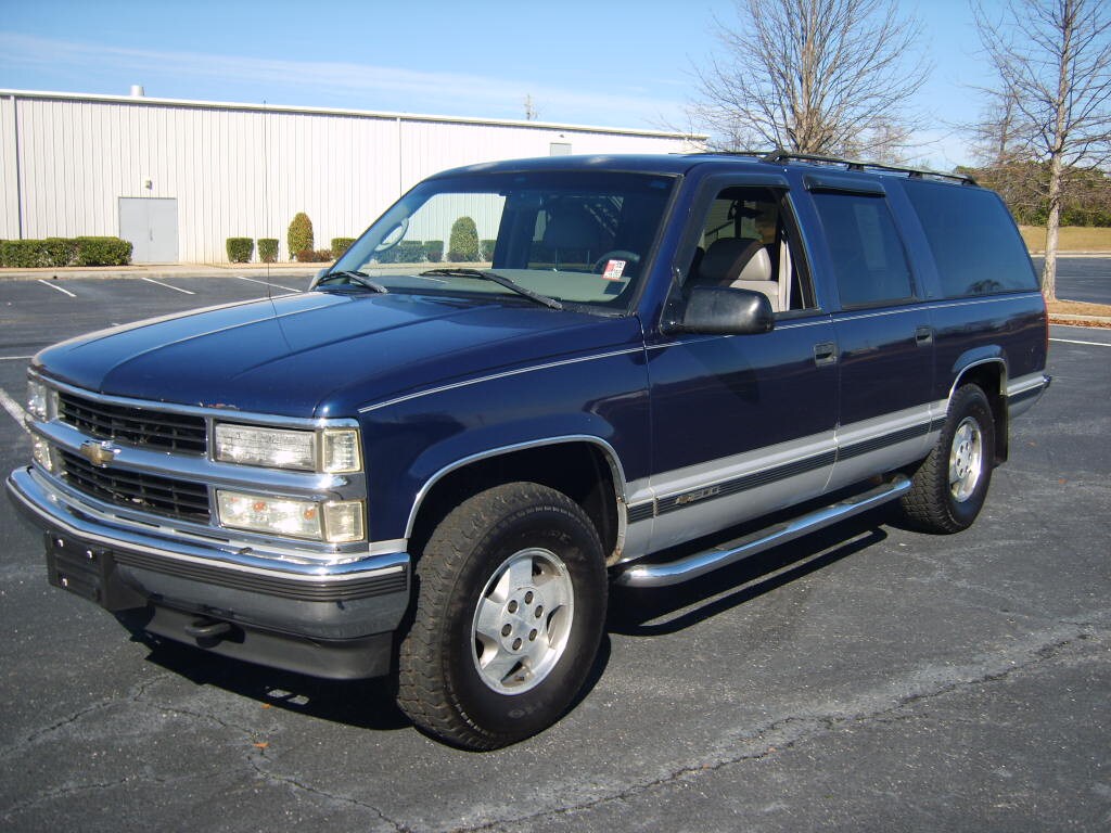1995 Chevrolet Suburban 1500 Cheyenne
