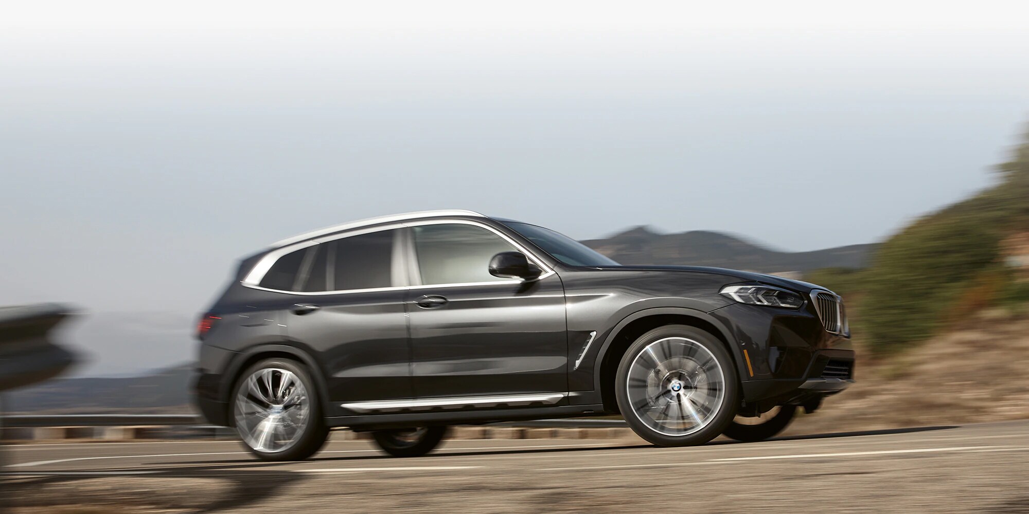 BMW-MY23-X3-Overview-Performance-01-Desktop.jpg