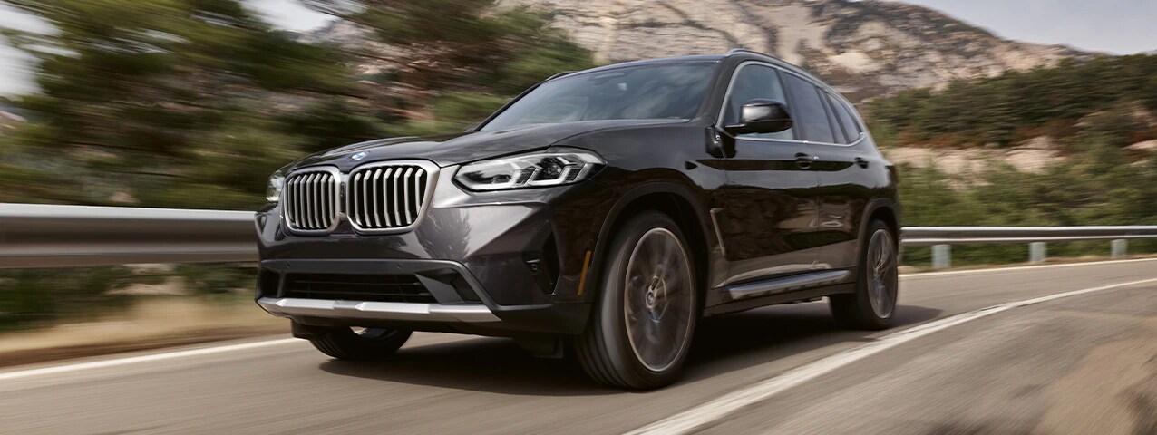 BMW-MY23-X3-Overview-MIY-02-Desktop.jpg