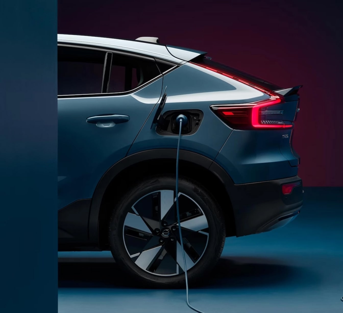 What Are Volvo Pure Electric Models?