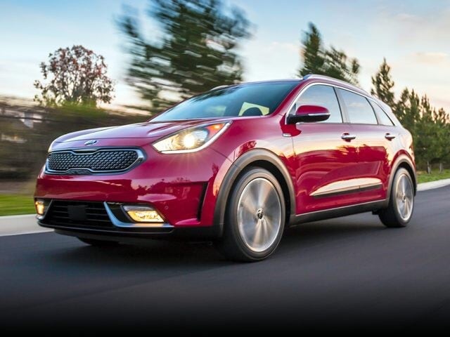 Kia Niro Rolling.jpg