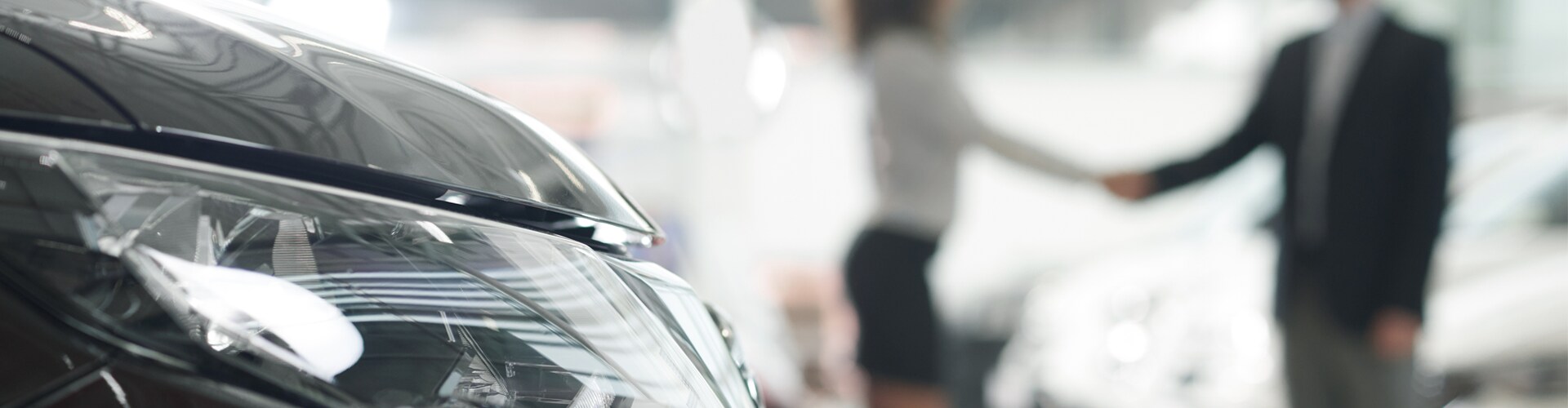 Handshake in Showroom - Returning a Leased Car Handshake in Showroom - Returning a Leased Car | Racine Honda