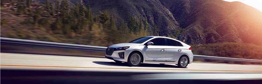 Hyundai Ioniq in Gonzales