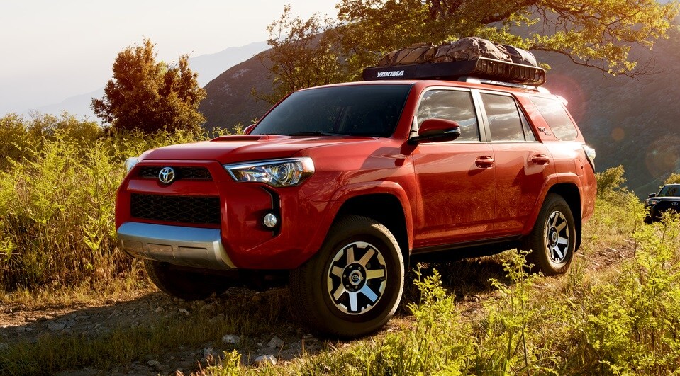 2018-Toyota-4Runner-TRDOffRoadPremium-SUV-L02.jpg