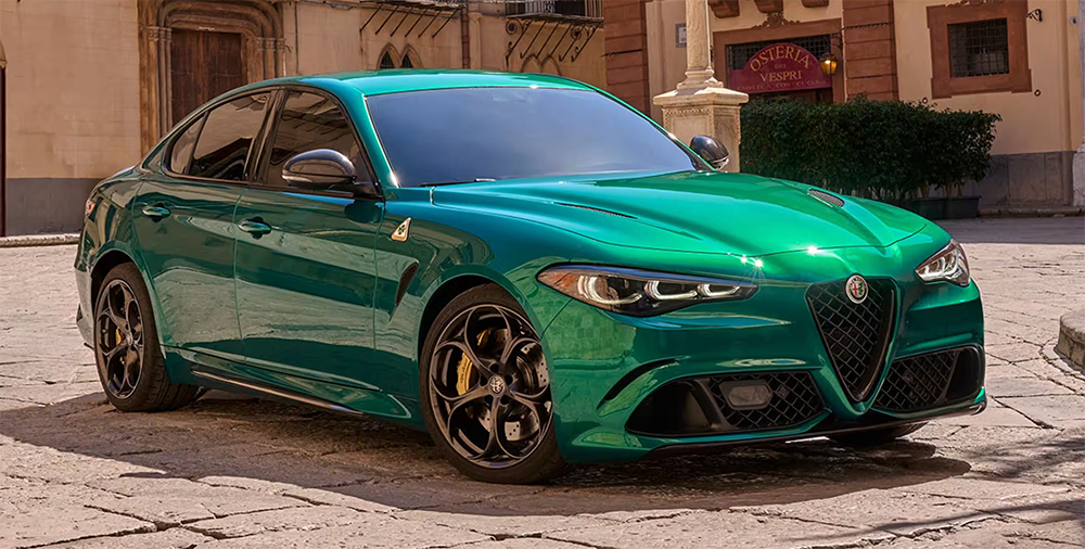 2024-Alfa-Romeo-Giulia-Quadrifoglio-Lease-NJ.png