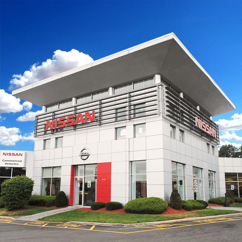 Nissan-Building-800x800.jpg