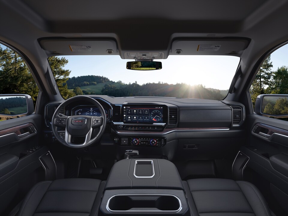 2023 GMC Sierra 1500 SLT Crew Cab Interior and Technology