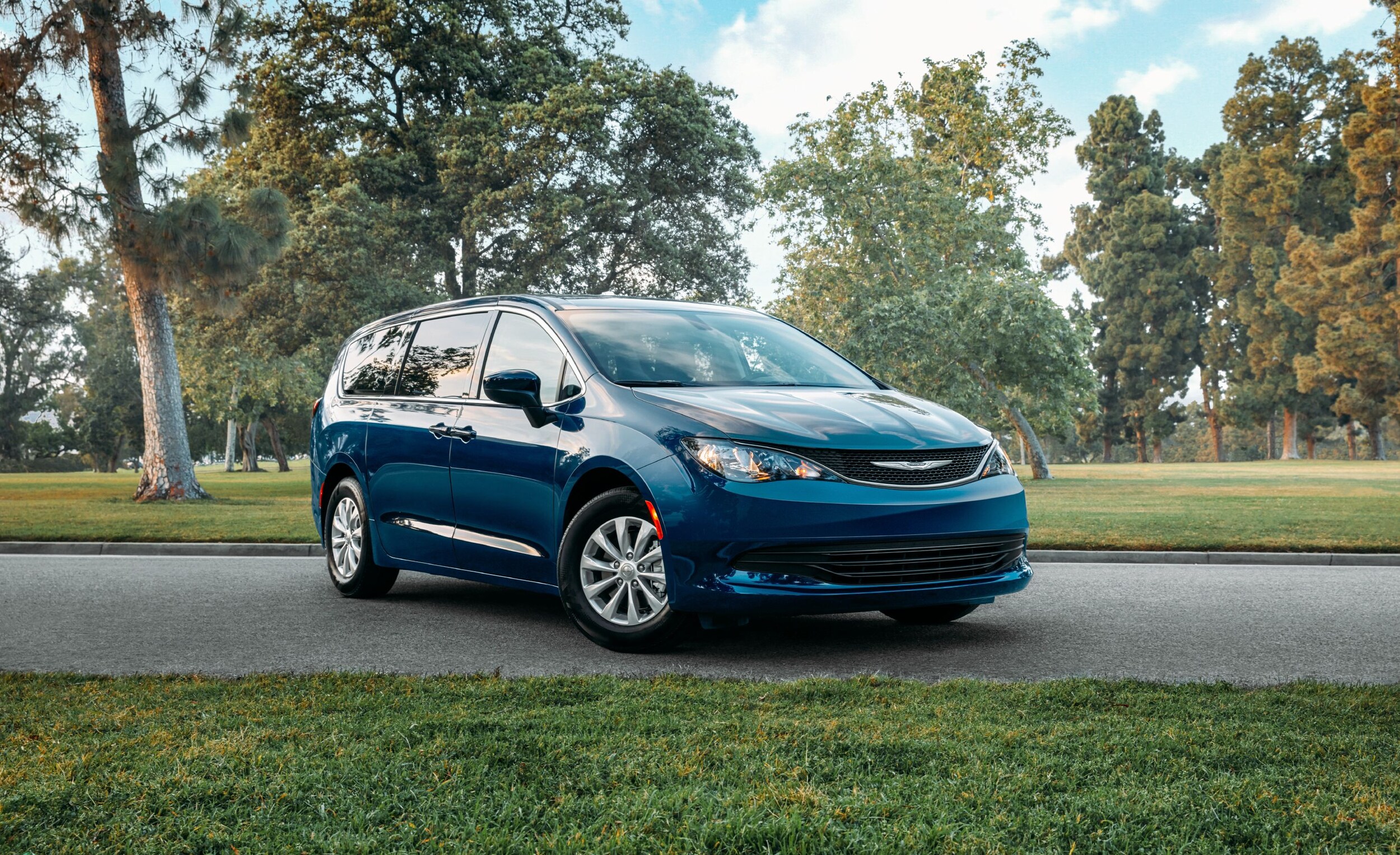 2021 Chrysler Voyager.jpg