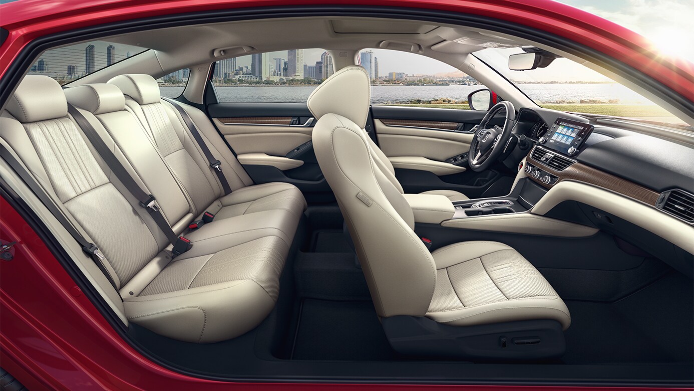 2018HondaAccordSeats.jpg
