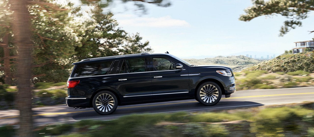 2018_lincoln_navigator.jpeg 2018 Lincoln Navigator Exterior
