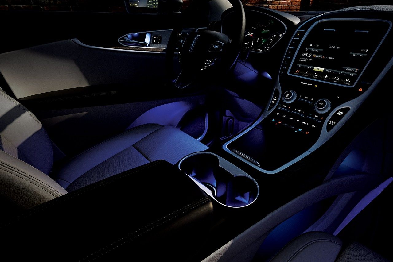 2018_lincoln_mkx_technology.jpeg 2018 Lincoln MKX Technology Features
