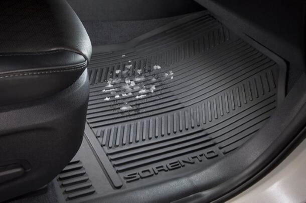 KiaAllWeatherFloorMats.jpg
