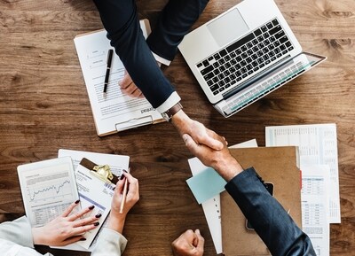rsz_handshake_pexel.jpg