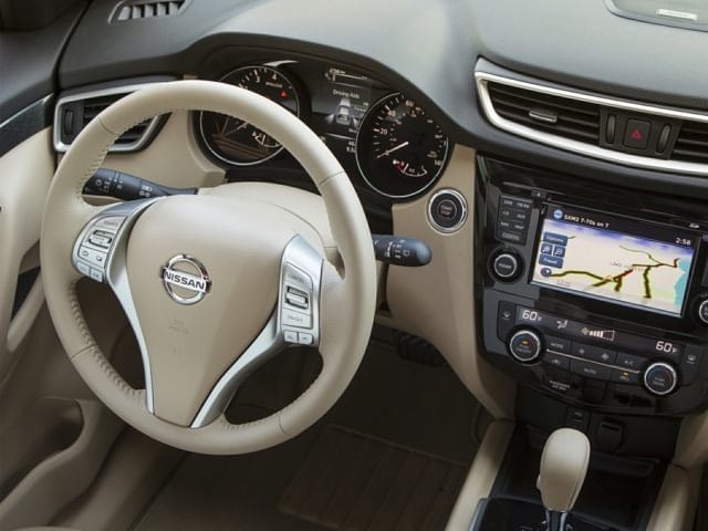 Used Nissan Rogue SUV Interior
