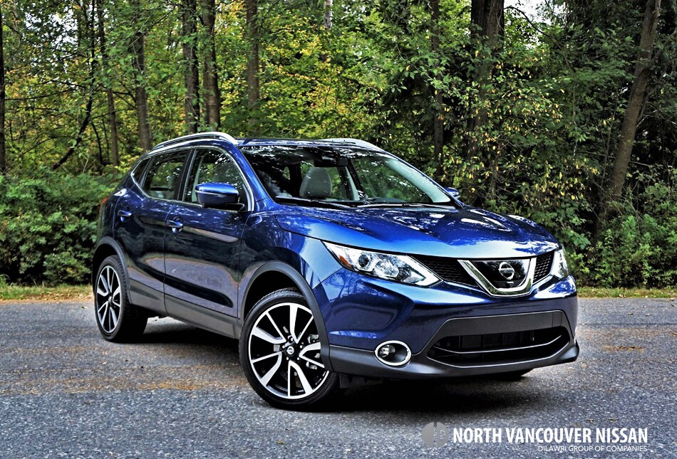 17_nissan_qashqai_sl_awd_platinum_00100.jpg
