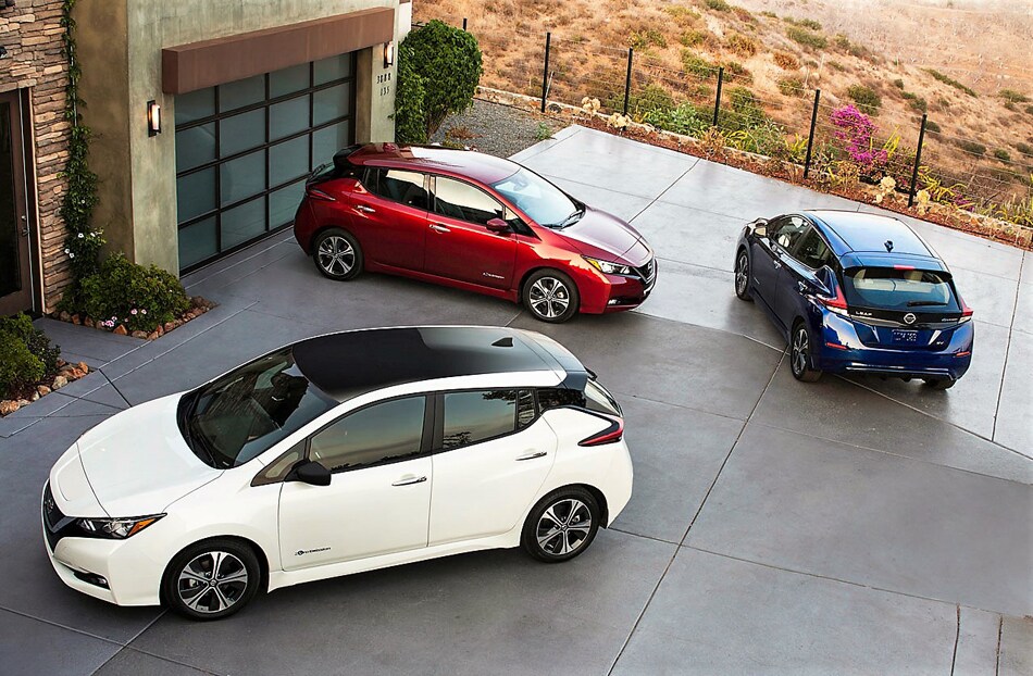 18_nissan_leaf_00900.jpg
