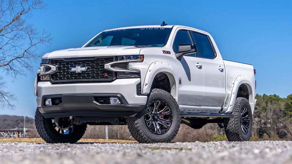 BW_21_Chevy_Wht_H1+Web_16.9_5-3-21.jpg