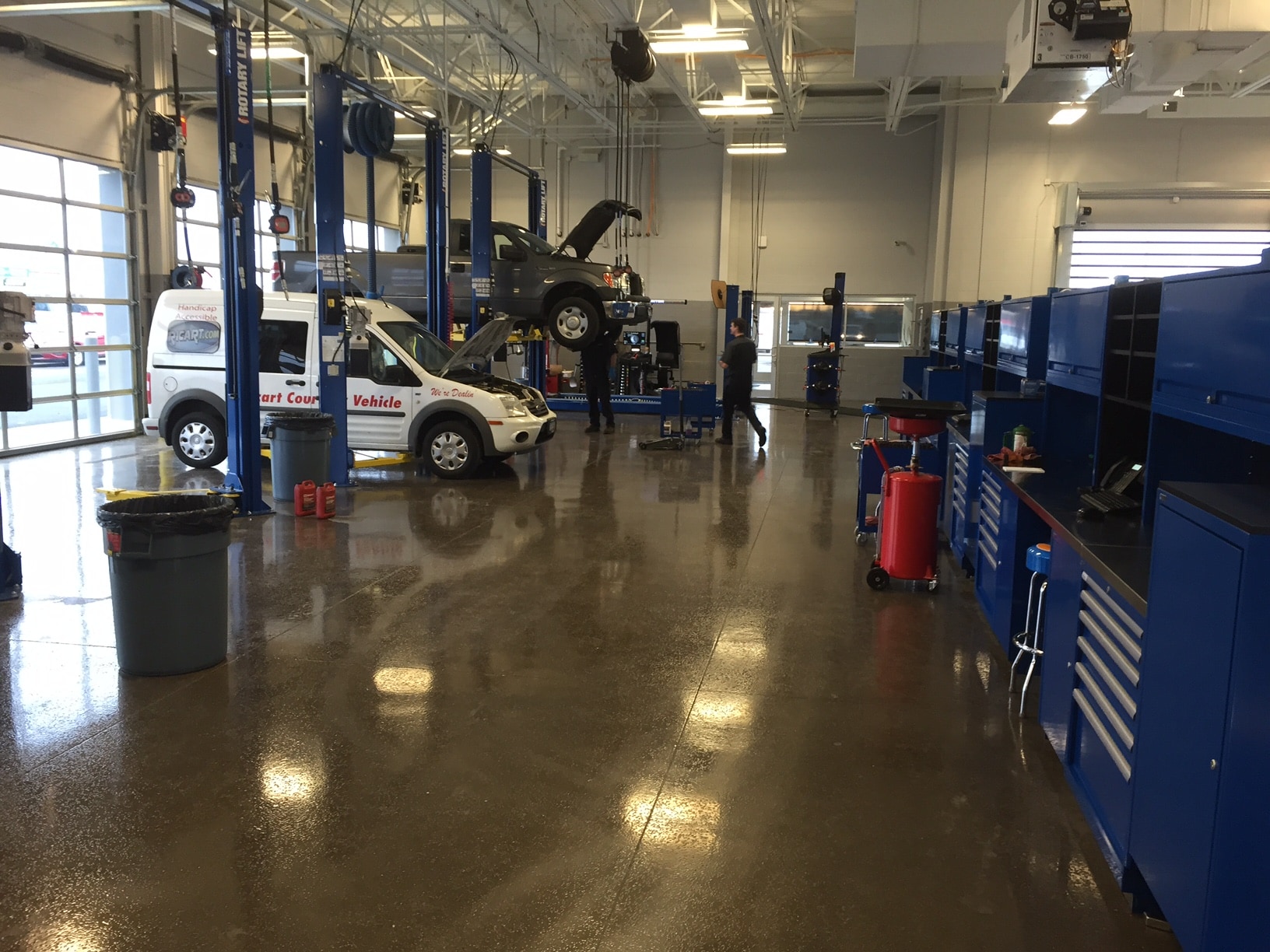 Service bay Quick Lane.JPG