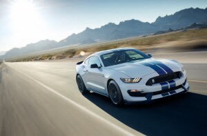 2017 Ford Mustang.jpg