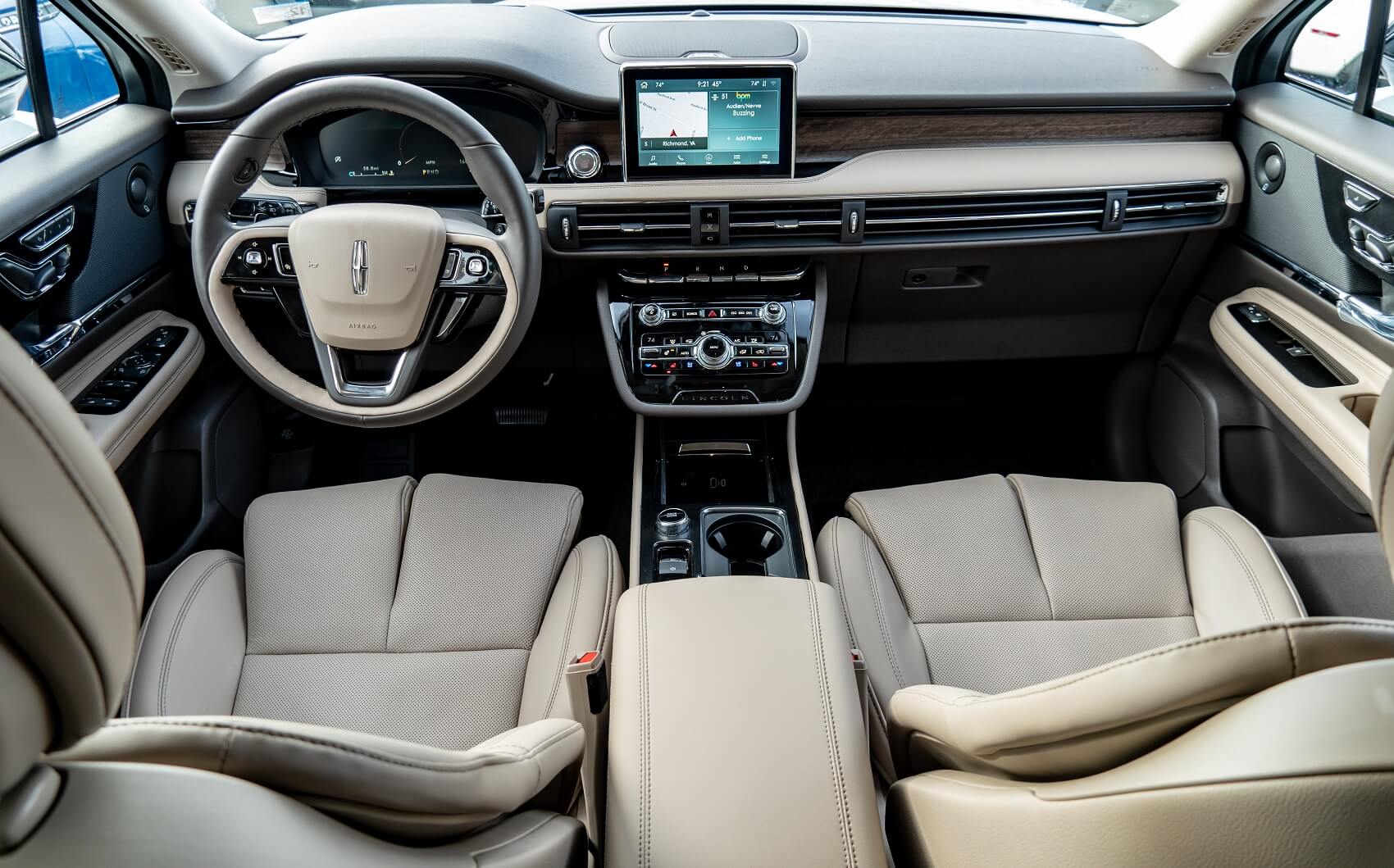 Lincoln Corsair Interior Space