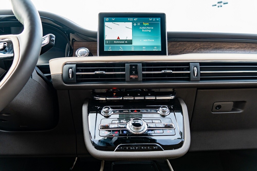 Lincoln Corsair Interior Technology