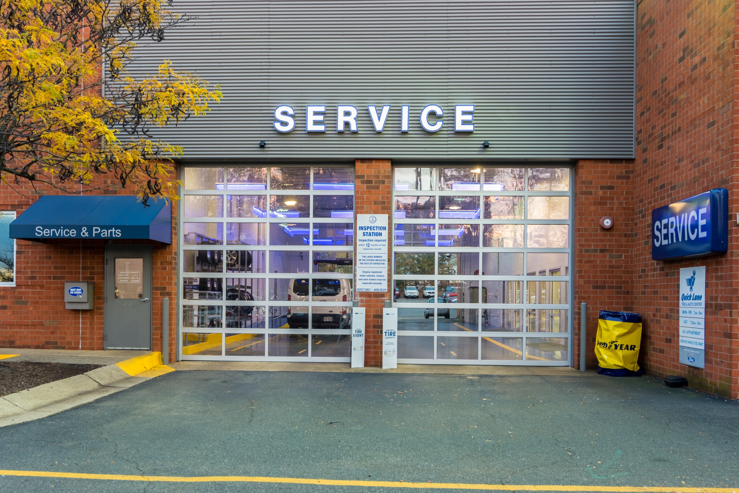 Richmond Ford West Service Lane