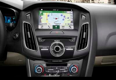2018FordFocusInterior2.jpg 2018 Ford Focus interior