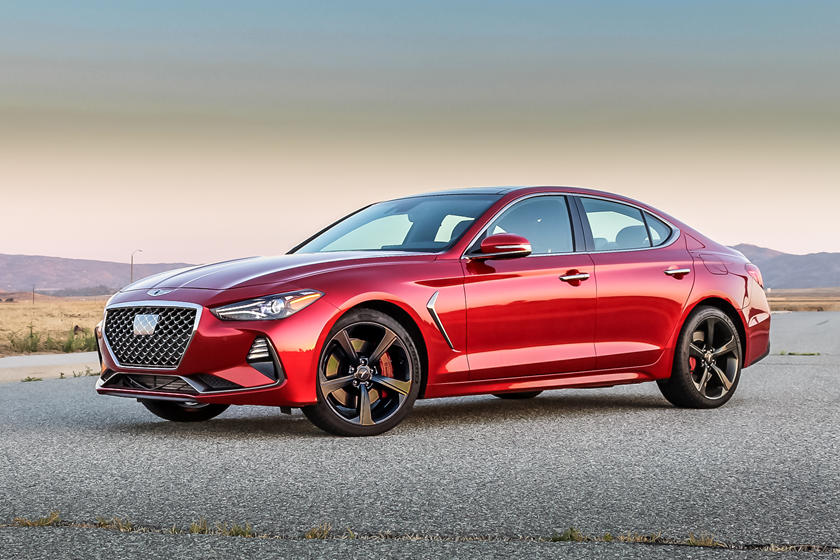 2020-genesis-g70-front-angle-view-carbuzz-646053-840x560.jpg