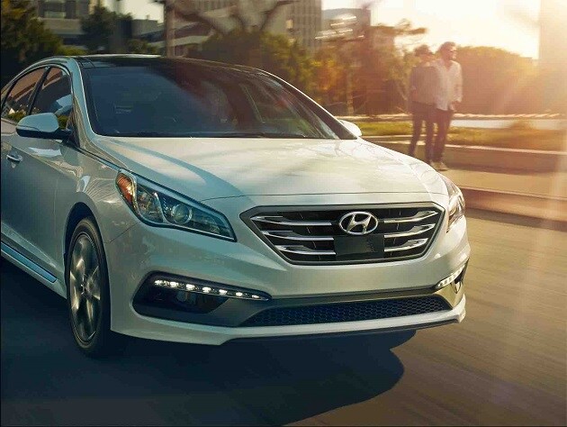 2017_Hyundai_Sonata_white.jpg Hyundai Sonata