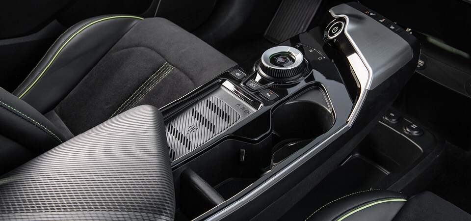 EV6_INTERIOR_V2.jpg