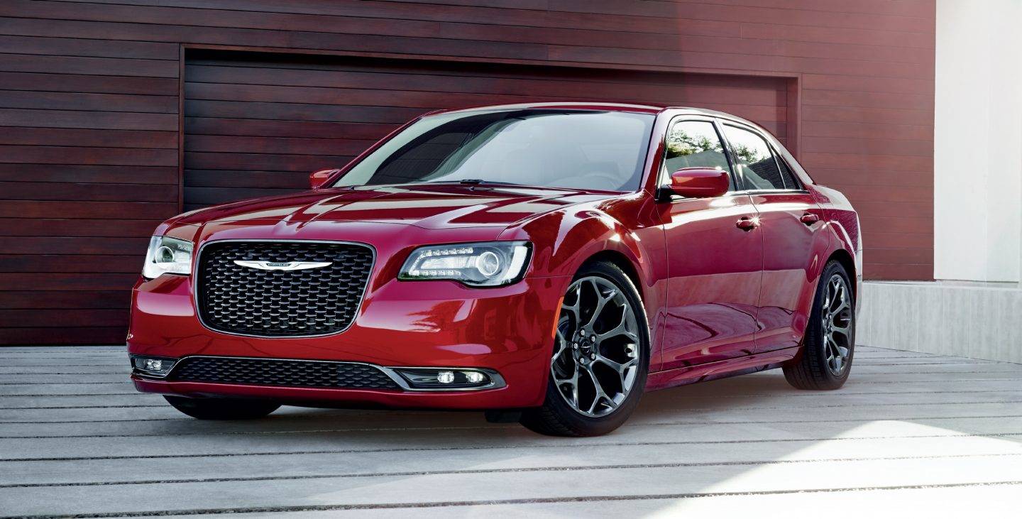 2017-chrysler-300-gallery-exterior-2.jpg.image.1440.jpg