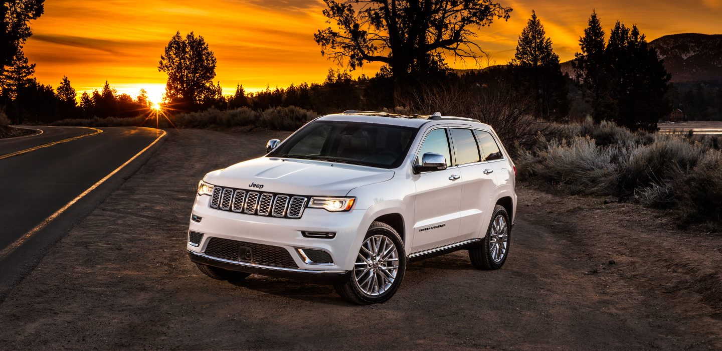2017-Jeep-Grand-Cherokee-VLP-Gallery-Summit-White.jpg.image.1440.jpg