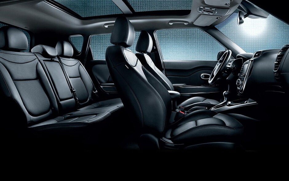 kia soul inside.jpg