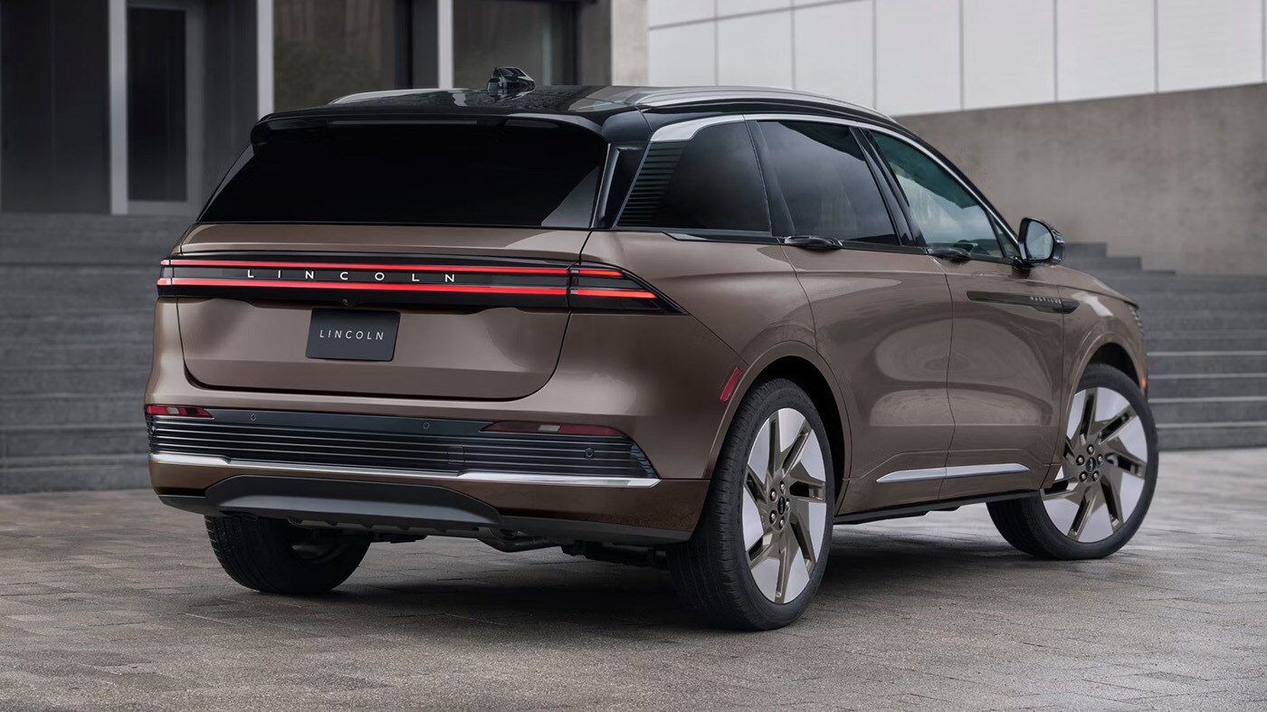 Rear View of the 2027 Nautilus