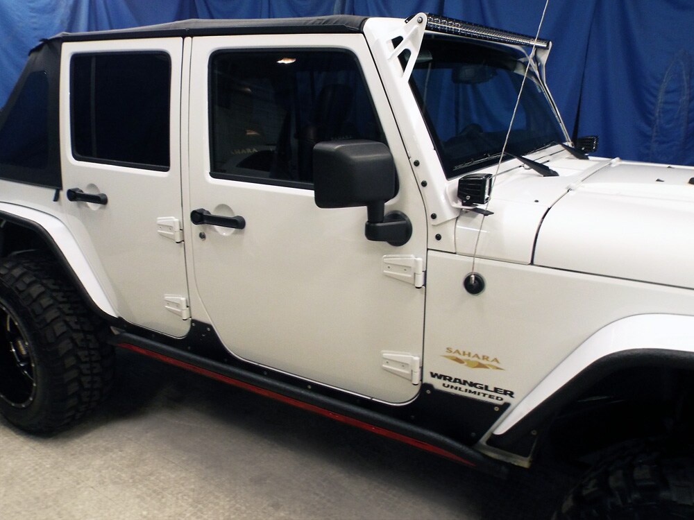 Custom White Jeep Wrangler Sahara